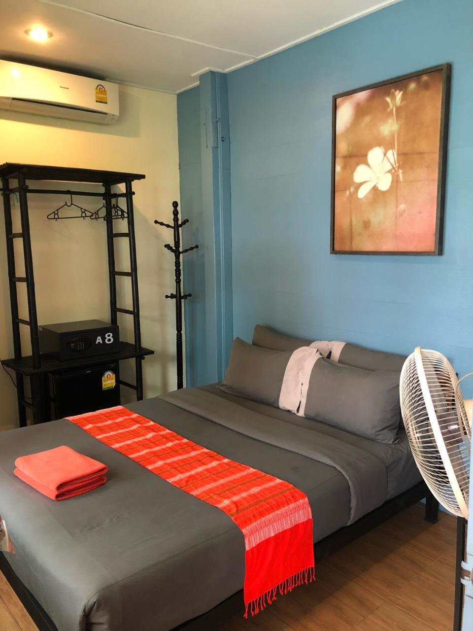 Blue Chang House गेस्ट हाउस Bangkok